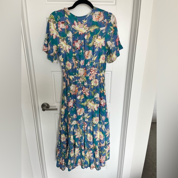☀️3 for $40! Sunday Mi Amor Floral midi Peasant Dress - Picture 3 of 3